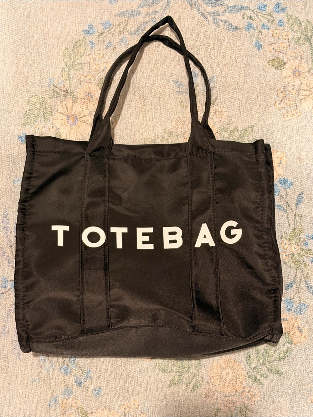 TOTEBAG Black Women's Tote Bag - Minimal Everyday Carry